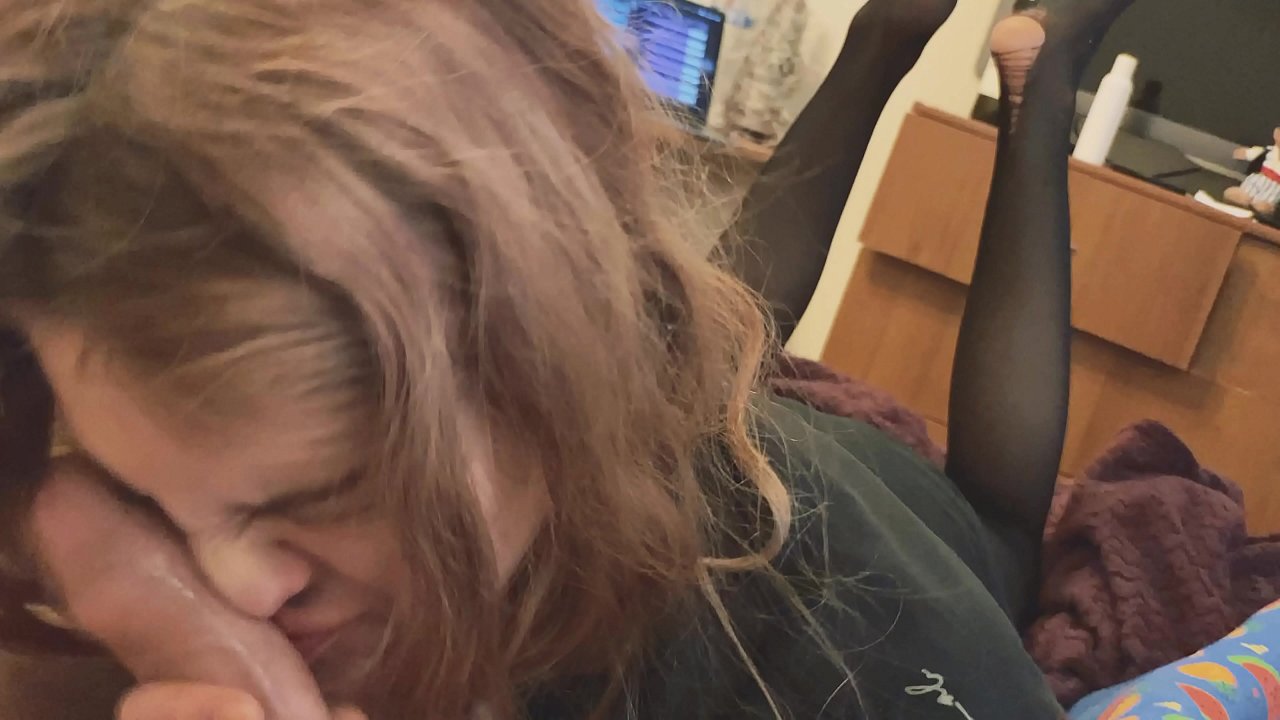 Boğaz siki, cırıq külotlu çorap və cırıq dabanlarla tanış olmaq xoşdur